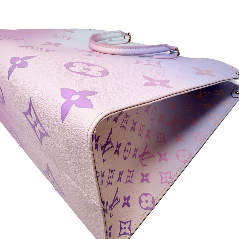 Louis Vuitton Monogram Giant Spring In The City OnTheGo GM Sunrise Pastel - Picture 11 of 16